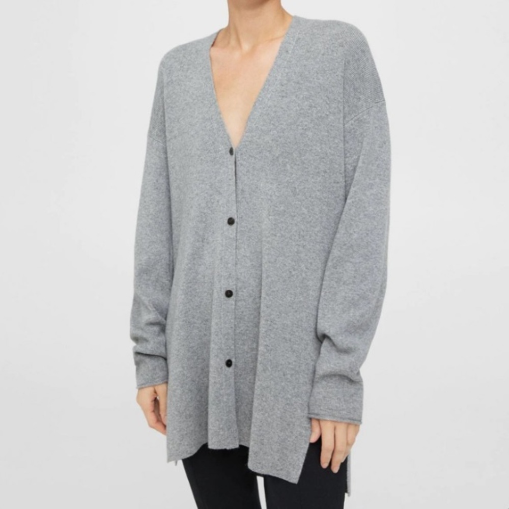 Long Cardigan in Cashmere - NWT